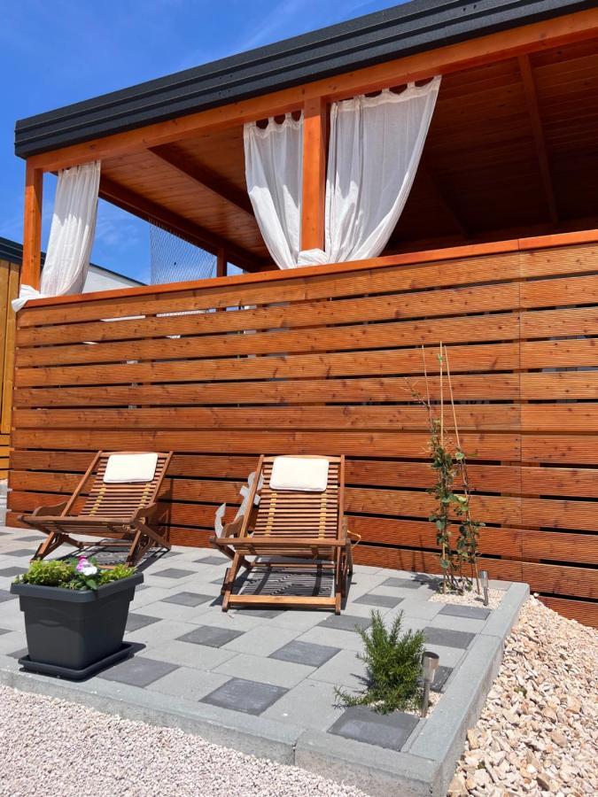 Green Turtle - Lovely, Brand New Holiday Home Near The Sea Drage Exterior foto